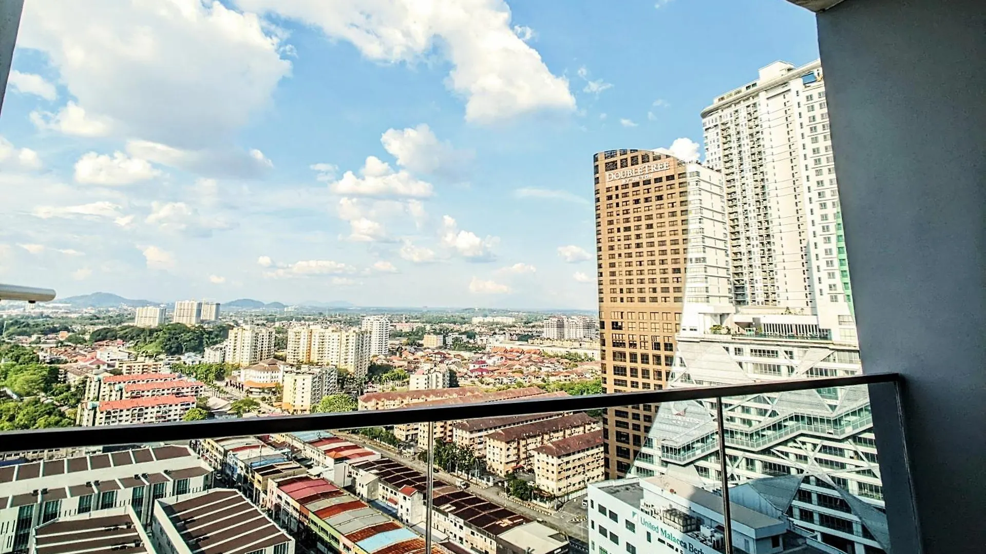 Imperio Residence Studio Suite By Mj Holiday Malacca Malasia